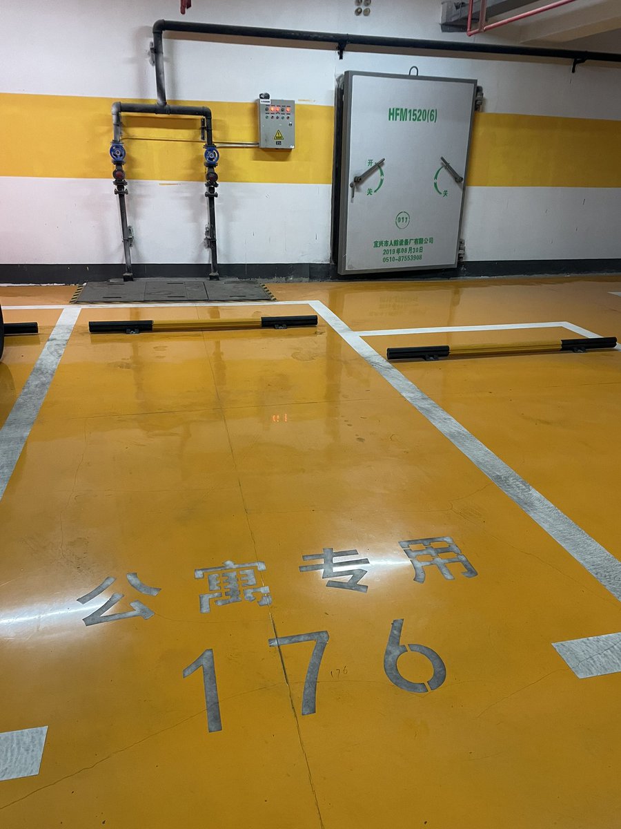 NJ-九零后fq tweet media