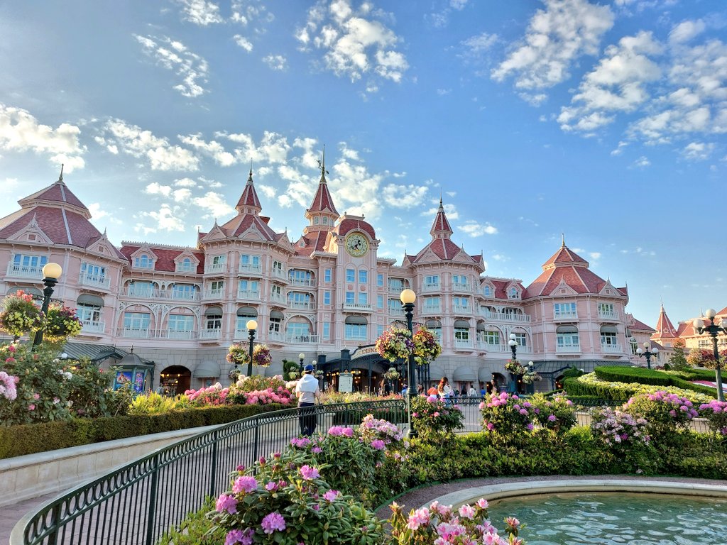 enshutsu_lisa's tweet image. パリディズニー🏰
#DLP #DisneylandParis