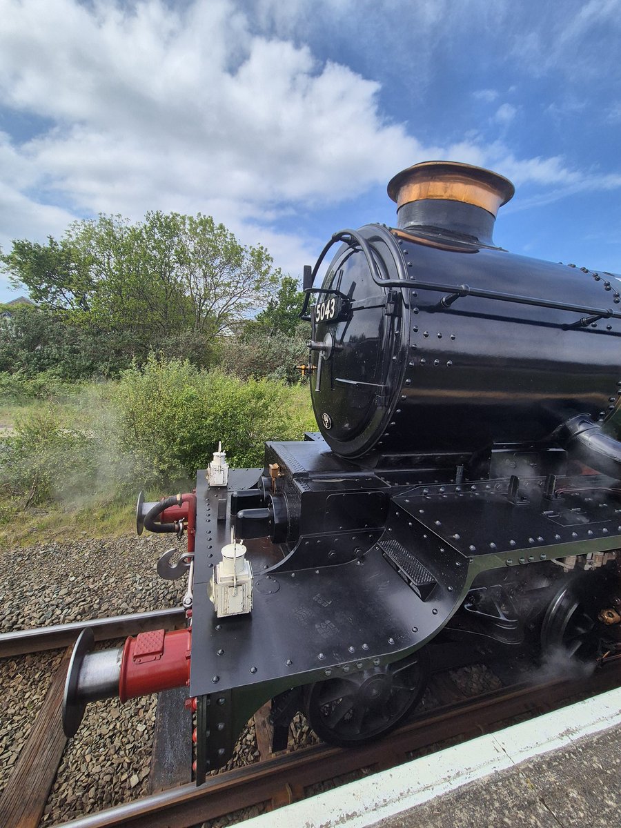 nawbus's tweet photo. Day out in Llandudno yesterday.
Great to see all these!
Sadly missed the HST though. https://t.co/qSavtTQhf8