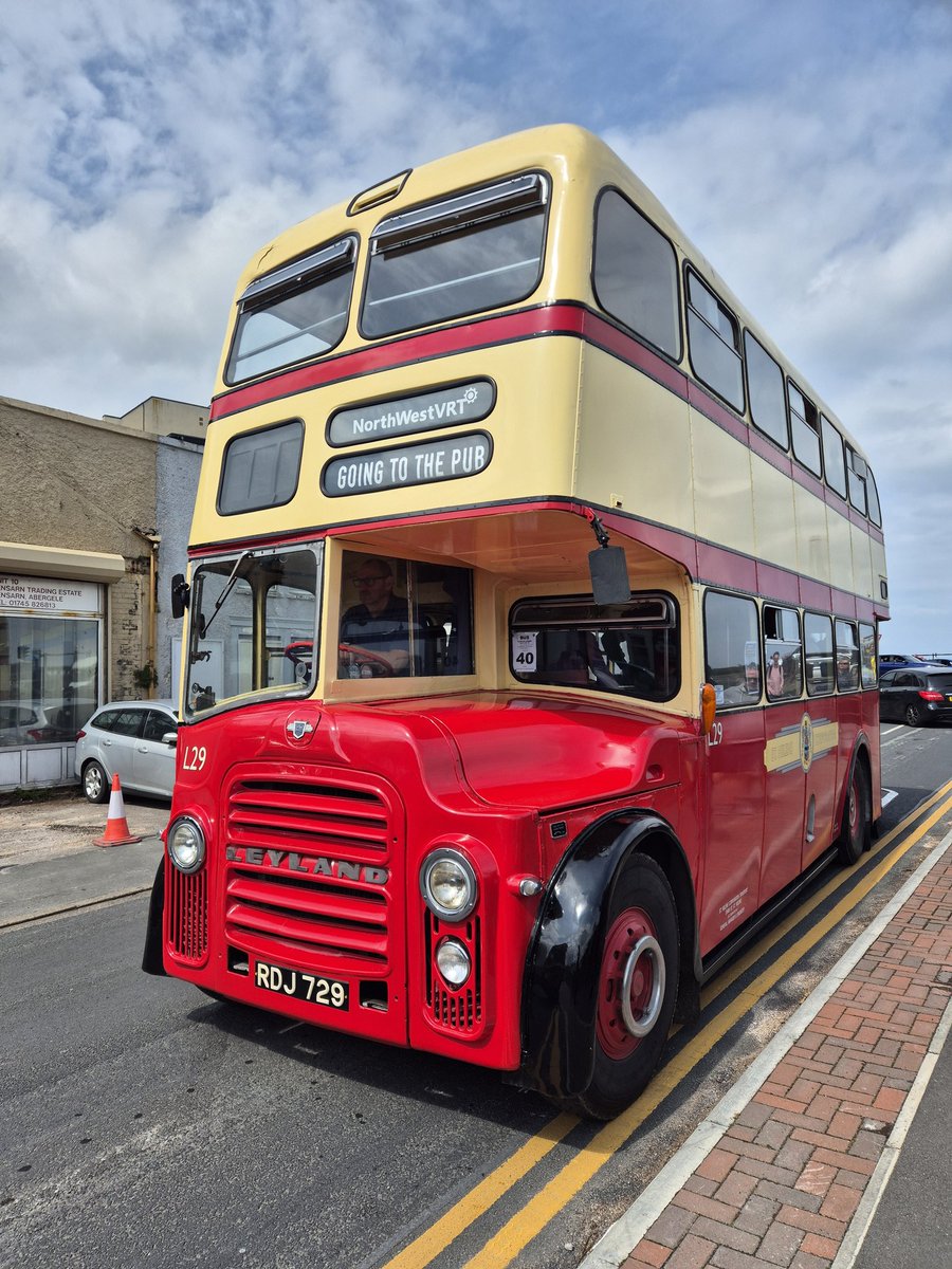 nawbus's tweet photo. Day out in Llandudno yesterday.
Great to see all these!
Sadly missed the HST though. https://t.co/qSavtTQhf8