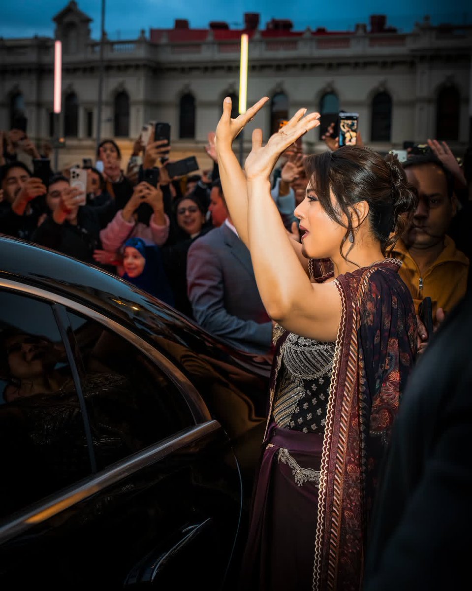 wvmediaa's tweet image. Kajol Devgan ✨🤎/3

#Kajol #KajolDevgan
