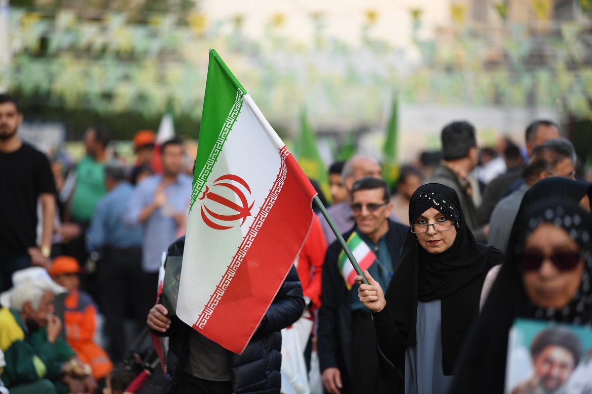 XHNews's tweet image. Latest on #MiddleEast tensions (May 3)
- Iranian media reveal some details on proposal sent to U.S. via Pakistan
- #Trump to review #Iran's new proposal, casts doubt on acceptance
- #Iran condemns Trump's "brazen" remarks about seizure of Iranian vessels
- #US military forces 48