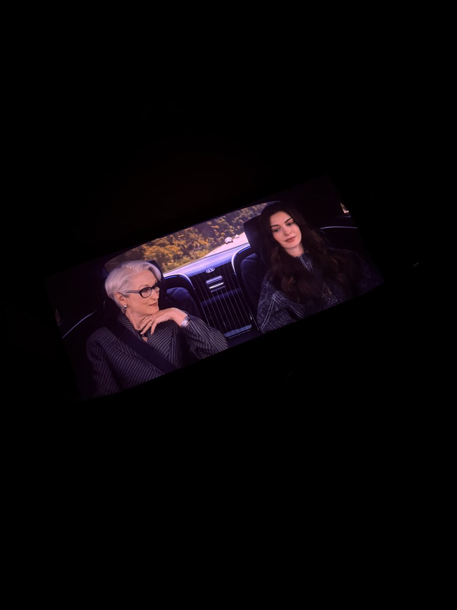 francesco_bigno's tweet image. #Ildiavolovesteprada2 #thedevilwearsprada2 #miranda #andy #andrea