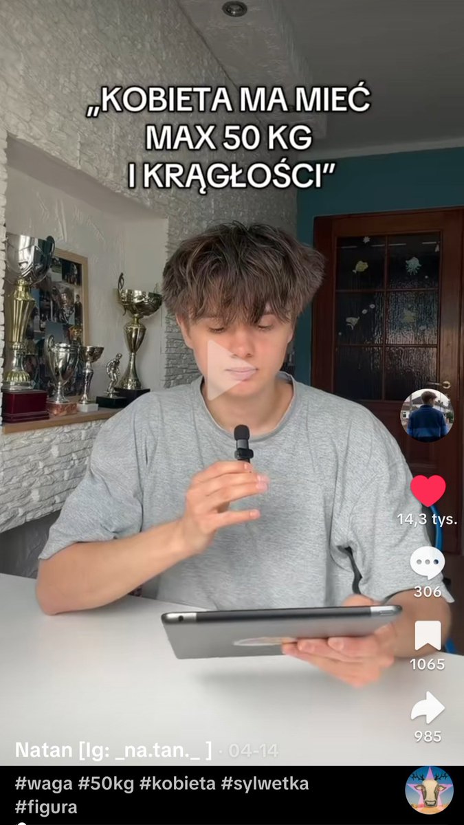 𝐦𝐢𝐬𝐬 𝐡𝐚𝐫𝐥𝐞𝐪𝐮𝐢𝐧 Ი︵𐑼 tweet media