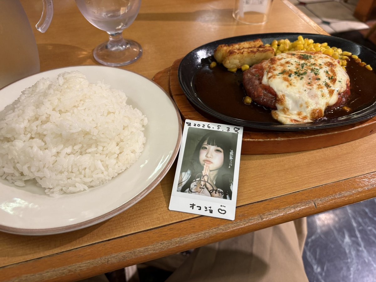 オコジョ tweet media