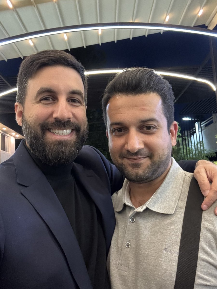 Christopher Helali tweet media