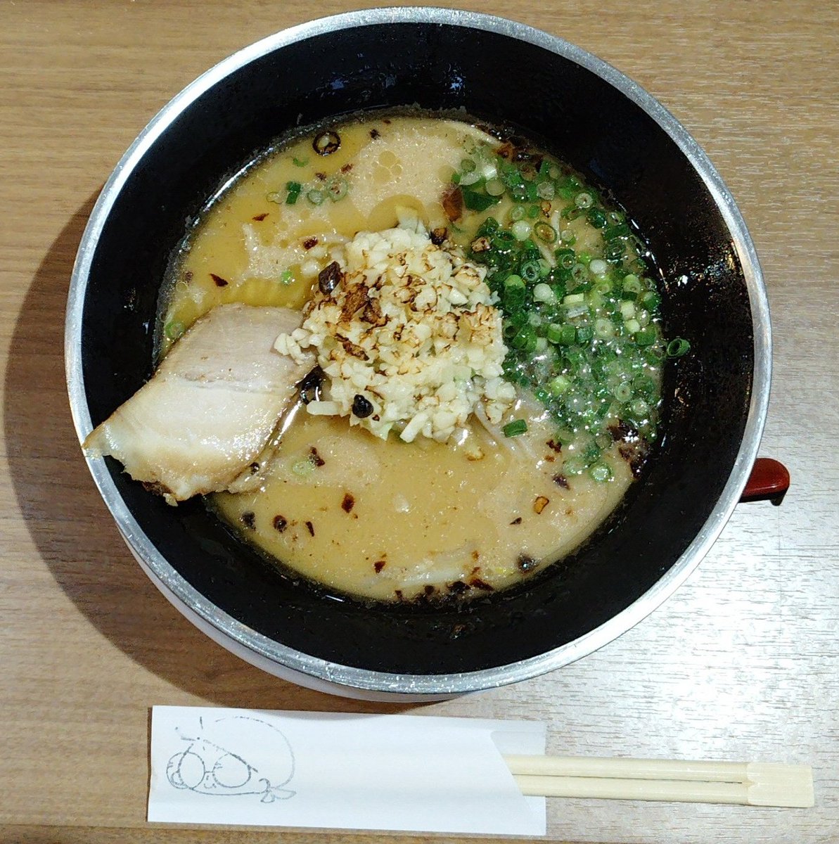 sasayan1116's tweet photo. 20260503
#outtolunch
#麺屋ばってん親父
#ばってんラーメン
#ラーメン
#ramen
#ささやんのラーメン渡り鳥
#しろ丸とんこつラーメン https://t.co/IU5UWMhPKT