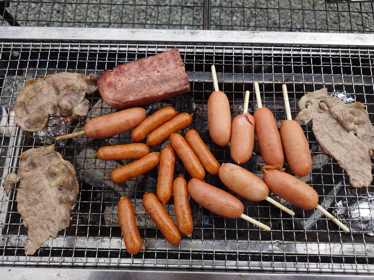 boss_025's tweet photo. GW初日は今年2回目のBBQ♪
晴れて良かった！ https://t.co/fQPUH4zhE9