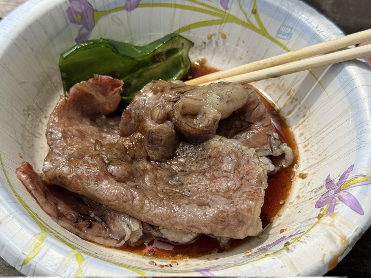 kyanday0922jp's tweet photo. 今日はお庭でBBQ🍖🔥🍴
肉でぎゅうぎゅうの冷蔵庫は暫く見られないでしょうꉂ🤣𐤔 https://t.co/bAxuC11SHU