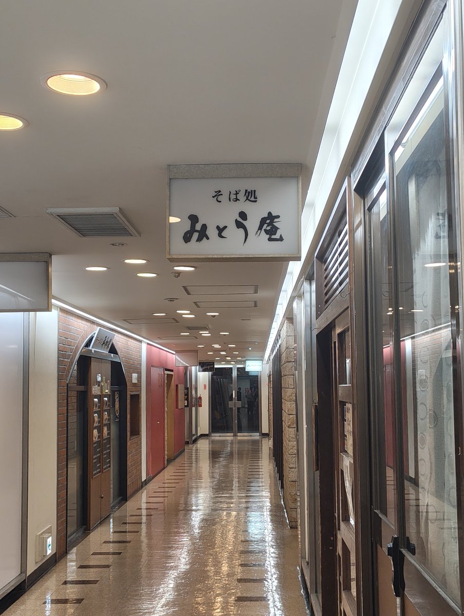 飛沢ザウルス tweet media
