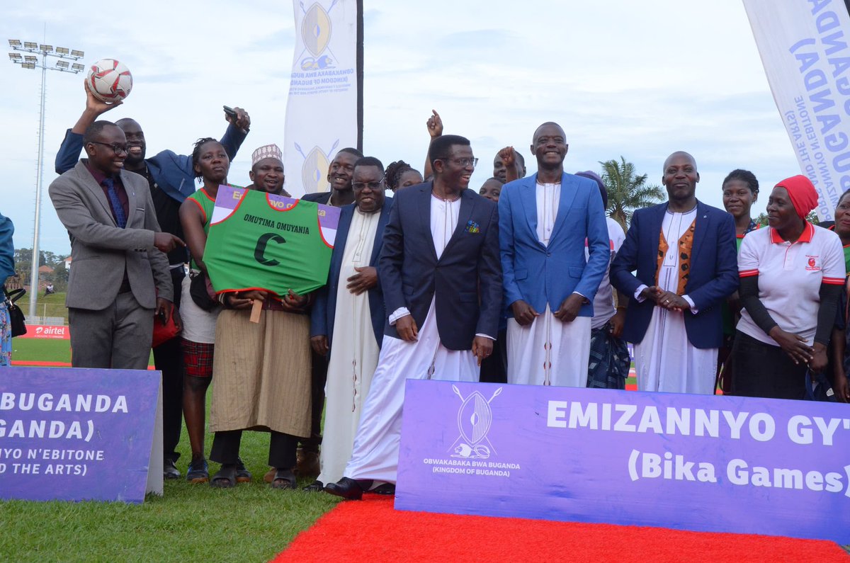 Bazzukulu ba Namugera Kakeeto (Omutima Omuyanja)

#BikaGames2026

<a href="/BugandaKingdom_/">Buganda Kingdom</a> <a href="/cbsfm_ug/">CBS FM UG</a> <a href="/cpmayiga/">Charles Peter Mayiga</a> <a href="/DavidLumansi/">David Lumansi</a> <a href="/DavidLumansi/">David Lumansi</a> <a href="/bbstvug/">BBS TEREFAYINA</a> <a href="/cbsfm_ug/">CBS FM UG</a> <a href="/892cbsFm/">CBS FM Emmanduso</a>