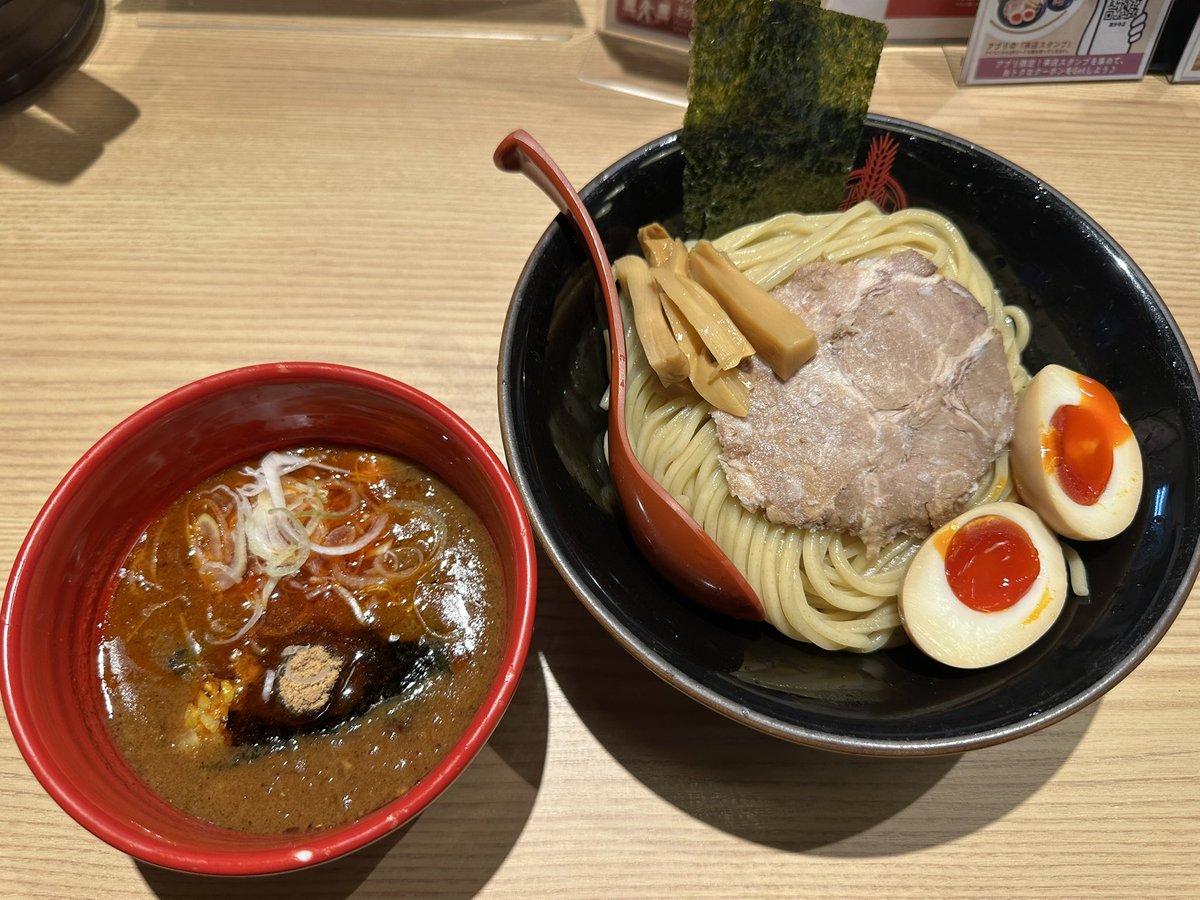 でーすけ tweet media