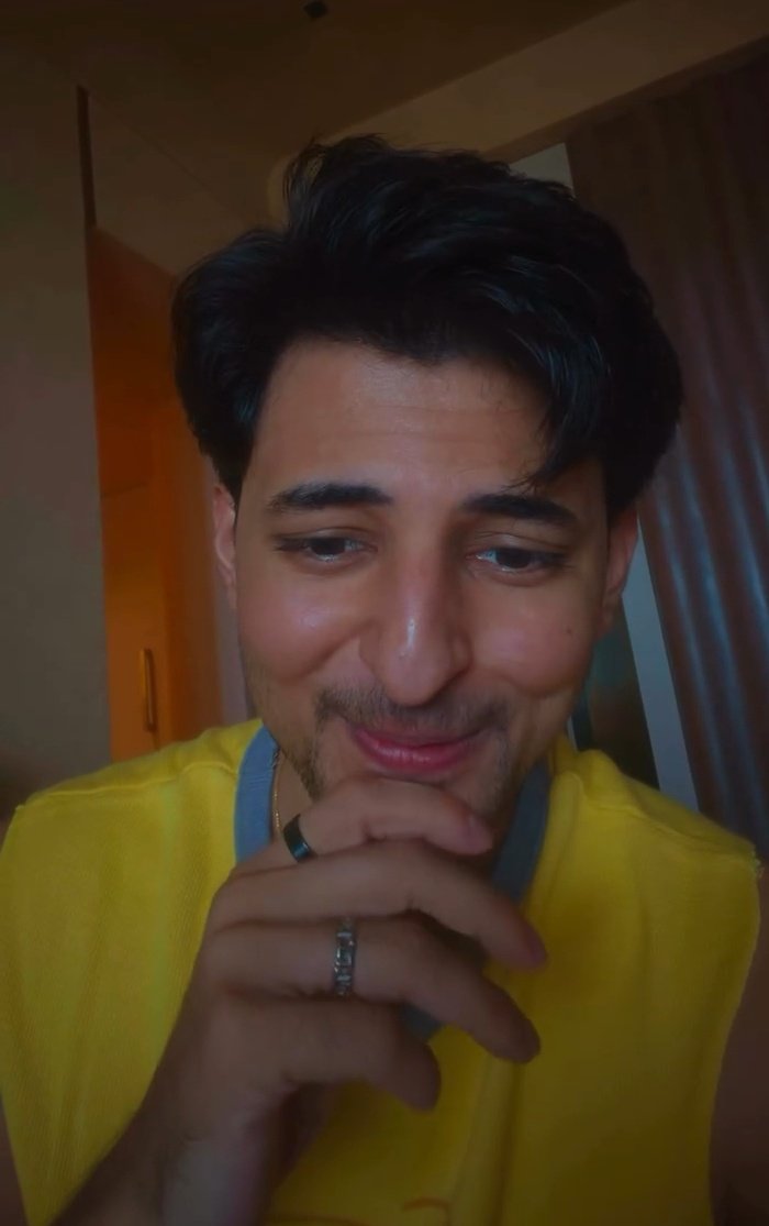 SubhashreeDZ's tweet photo. Now why he is looking like Pikachu 😭😂 https://t.co/eLL4fNHAg0