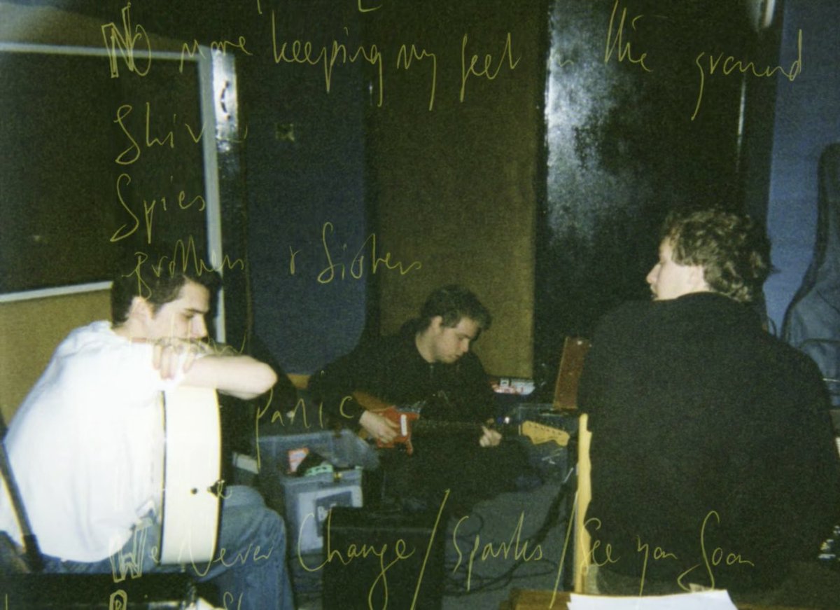 daily coldplay tweet media