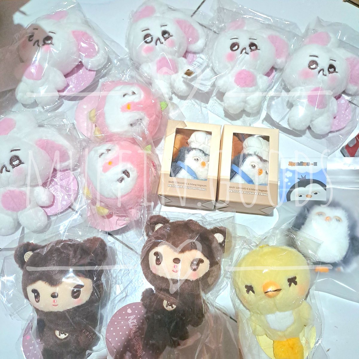 muffingoods_'s tweet photo. WTS EXO EXhOrizon Mini Doll Keyring

on hand, proof⭕️
ww ship
shopee ph sg my mx tw th
DM

sell lfs lfb pasabuy pasarmy 엑소 콘서트 엠디 MD 인형 키링 양도 열댕이 니니베어 코트니 핑귀니 오아리 수호 찬열 디오 경수 카이 세훈 suho chanyeol do kai sehun ohari zzirang e charles nini https://t.co/vihKReckl2