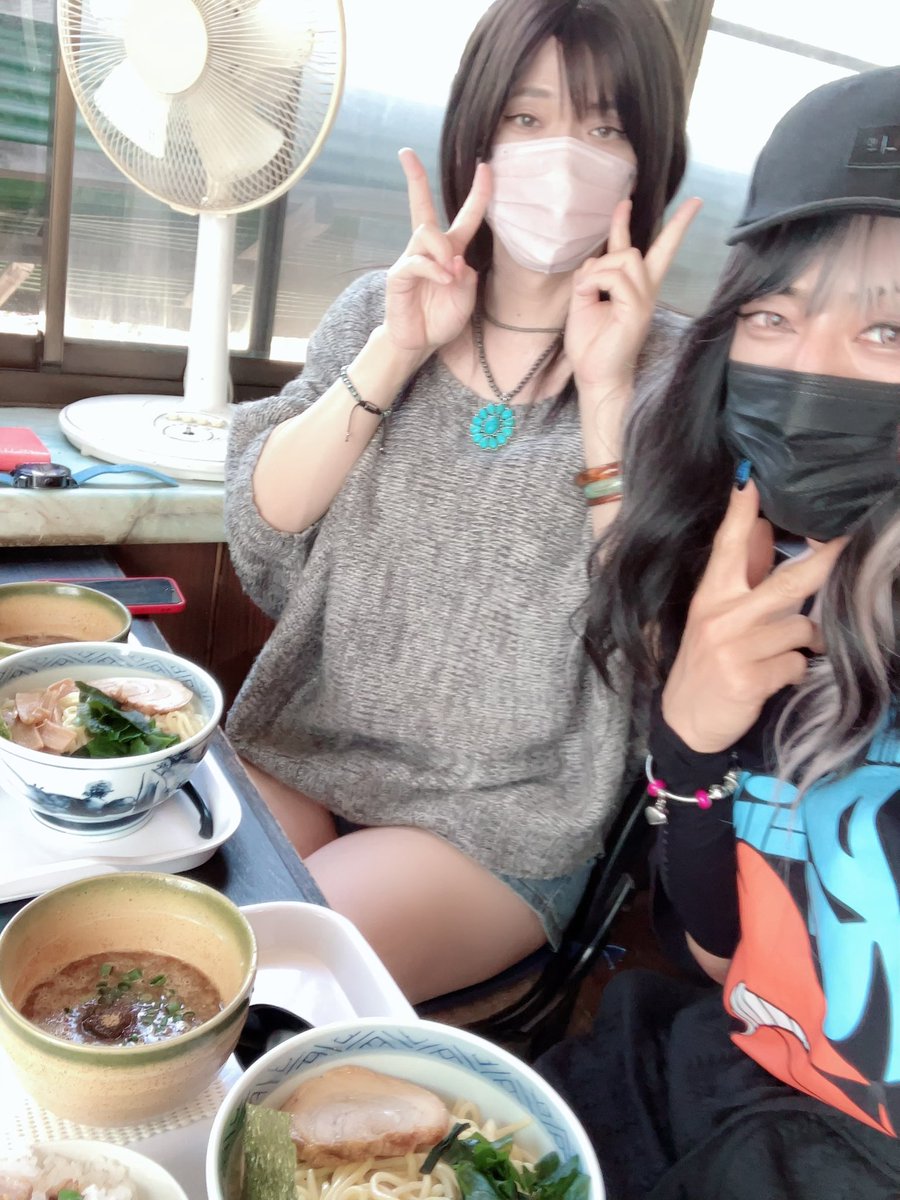 らら☆ tweet media