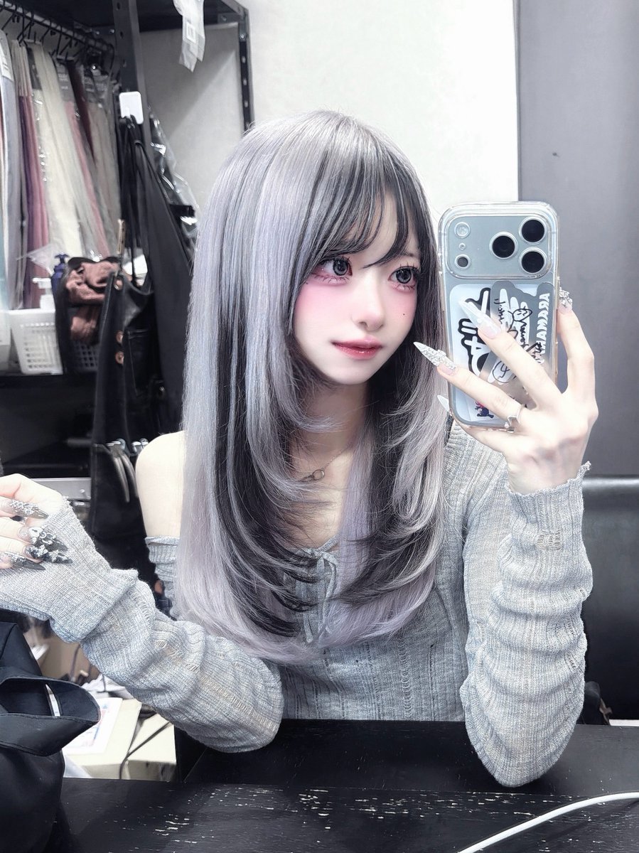 Liii▷🐝 tweet media