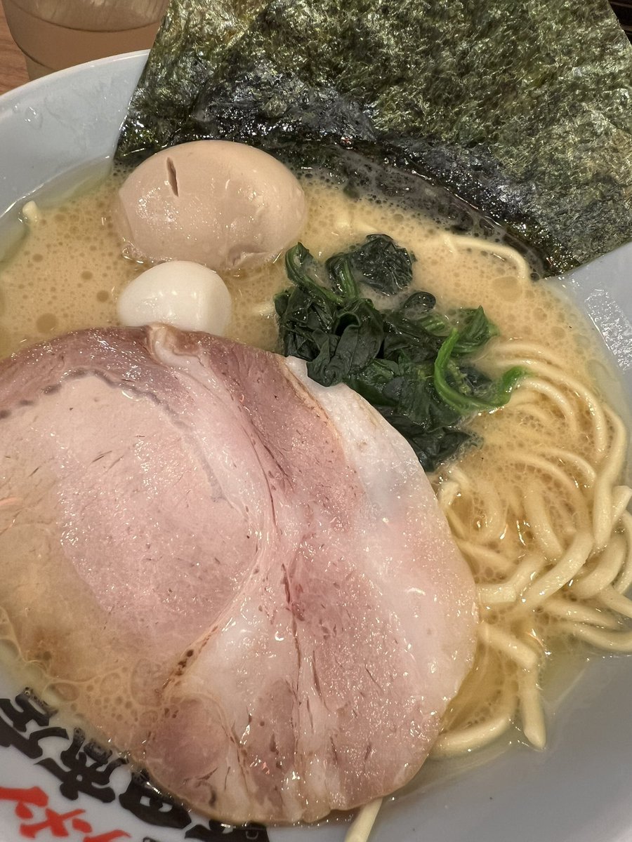 とびうお tweet media