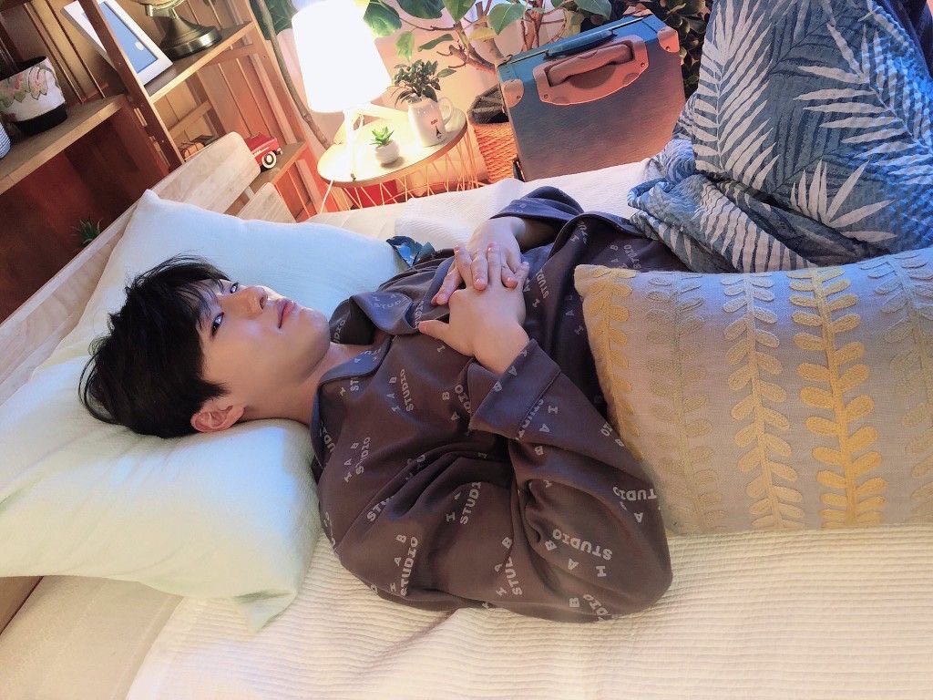 늑 tweet media