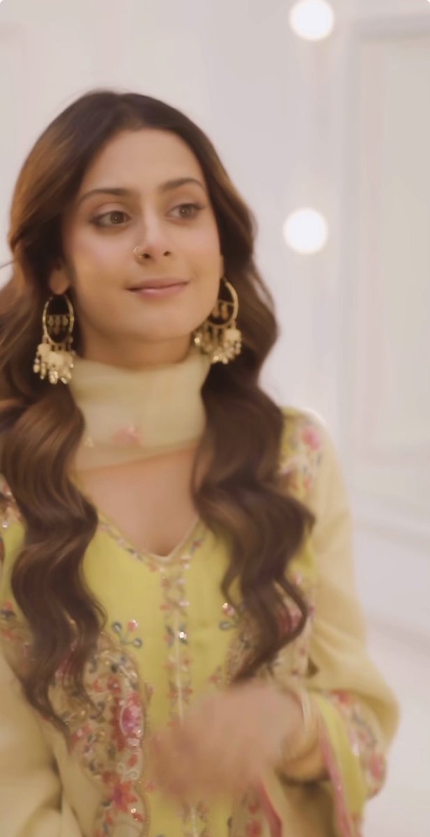 Gorgeous💗
#IshaMalviya