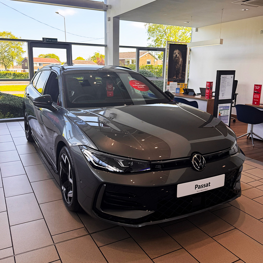 PulmanGroup's tweet image. Showroom Spotlights 💡

Discover the ID. Buzz, ID.3, Golf, and Passat in our showroom.
Book your test drive today!

⛓️‍💥 Our Website: pulmangroup.co.uk

#Showroom #NewCars #Volkswagen