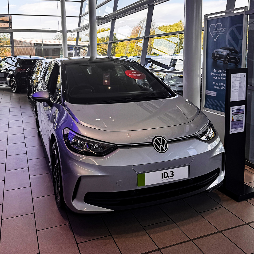 PulmanGroup's tweet image. Showroom Spotlights 💡

Discover the ID. Buzz, ID.3, Golf, and Passat in our showroom.
Book your test drive today!

⛓️‍💥 Our Website: pulmangroup.co.uk

#Showroom #NewCars #Volkswagen