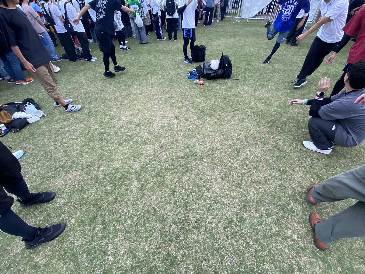 こじんこ tweet media