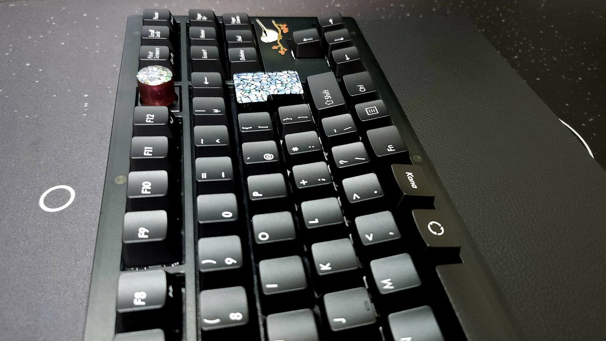 環 tweet media