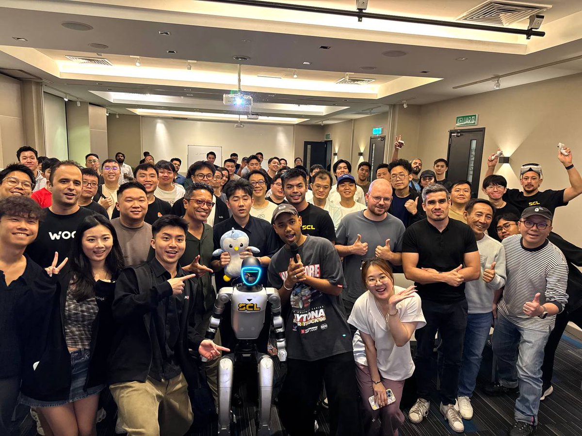 PENGU Asia tweet media
