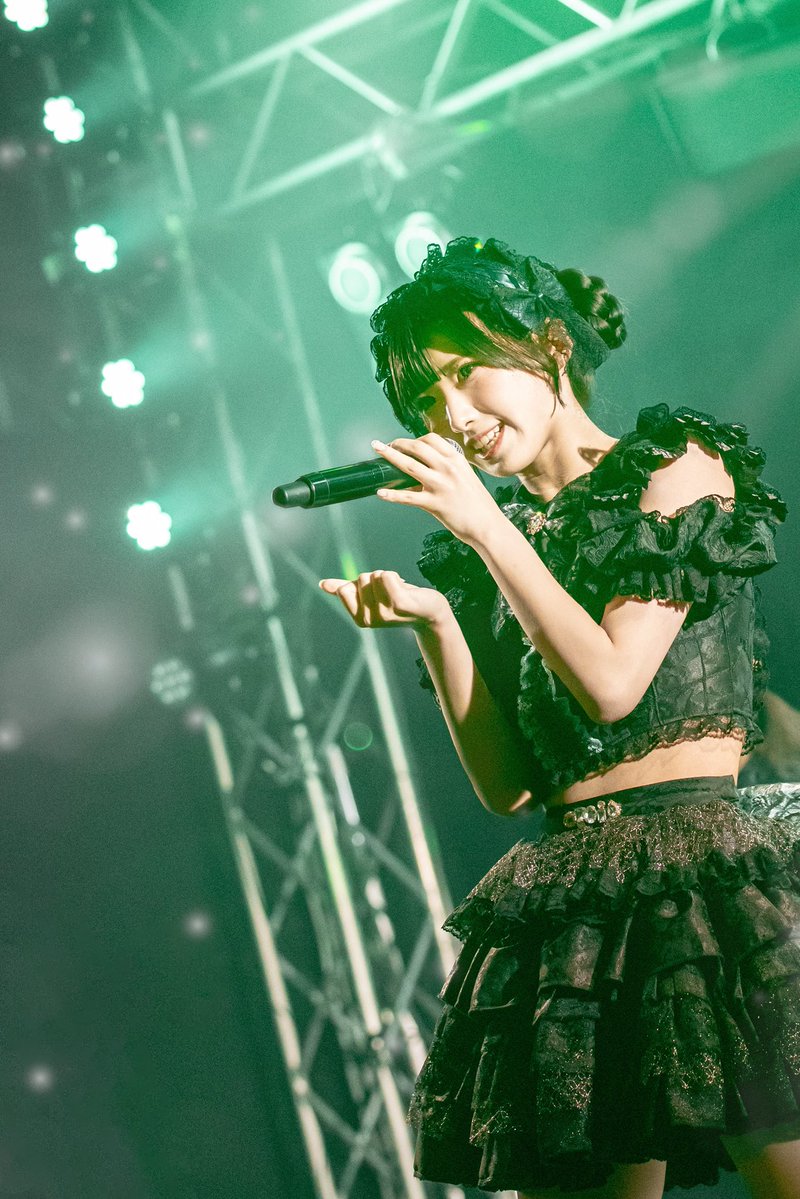 涼音りあ tweet media