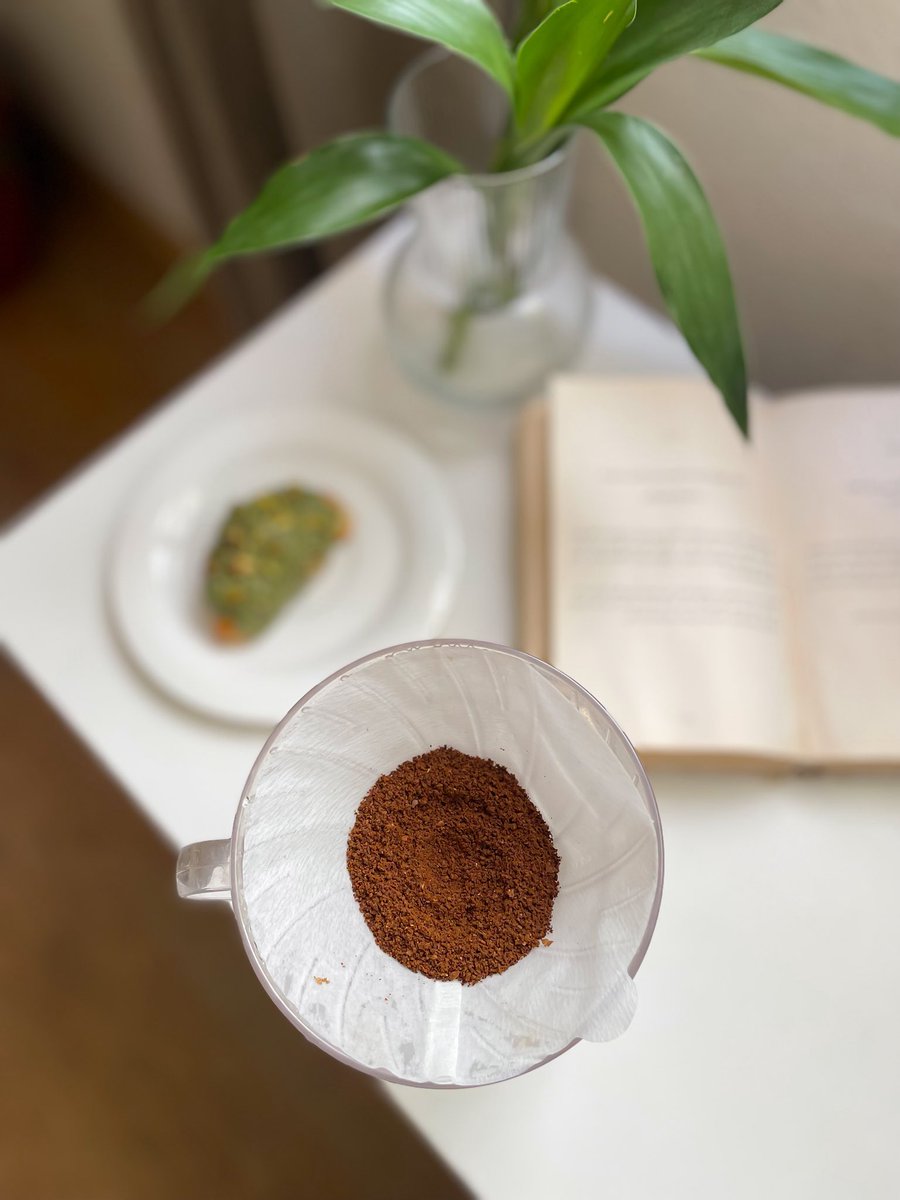 ᗷᗪOOᖇ . ♪ ☕︎︎ tweet media
