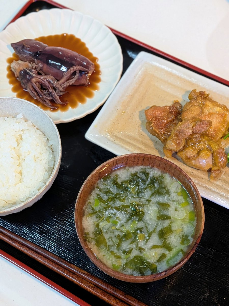 玲 tweet media