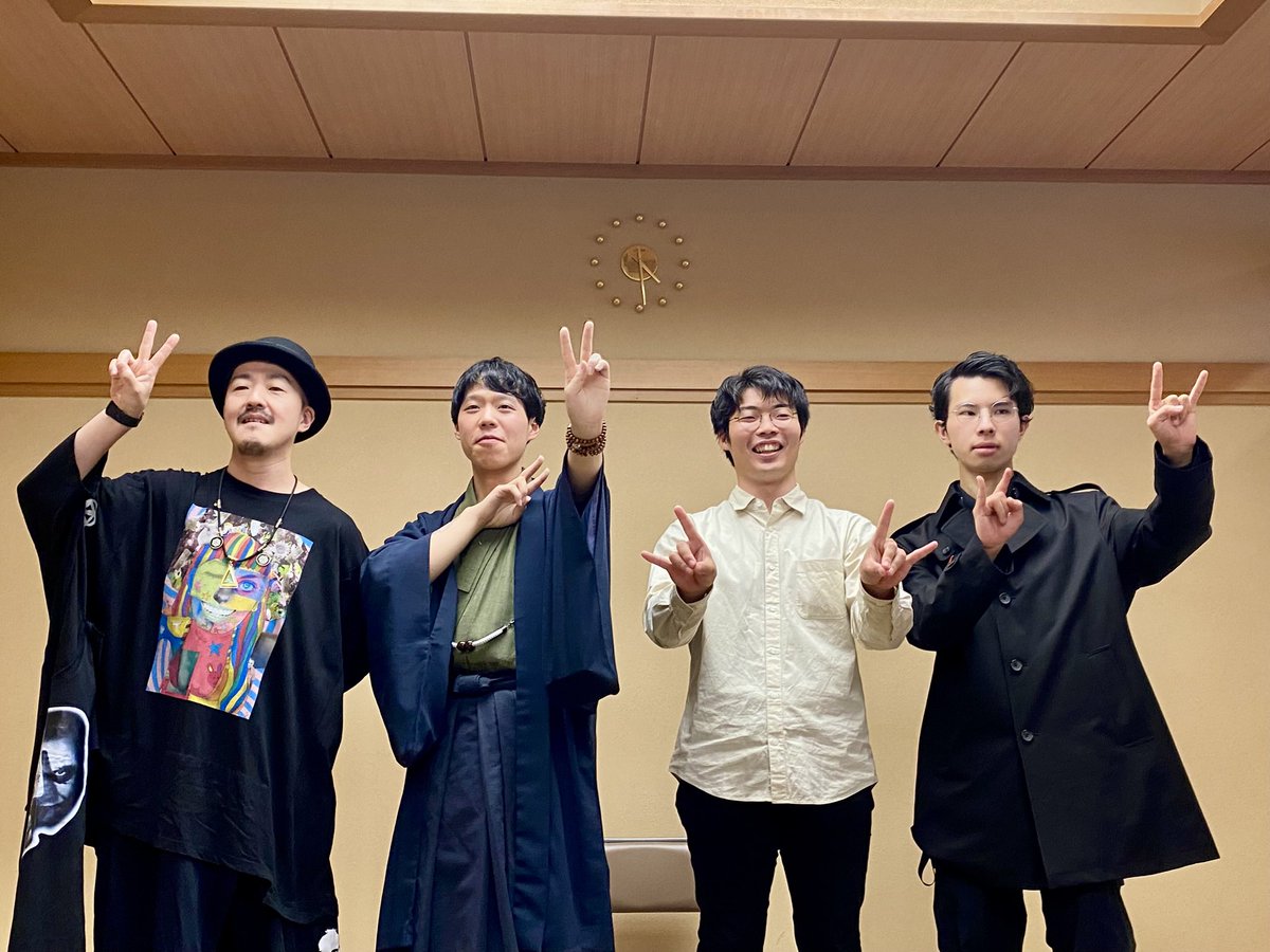サフォーク tweet media