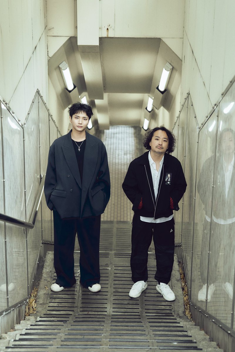 同じ方向を見るということ
﹋﹋﹋﹋﹋﹋﹋﹋﹋﹋﹋﹋

宇賀那健一 × 中川勝就（OWV）
距離感は、表現のはじまり？

創作の現場、チームでの活動、そしてこれからの自分たち。ふたりが重ねてきた「関係のつくり方」をたどる。

moyou magazine 3《距離感》
store.qui.tokyo/products/moyou…