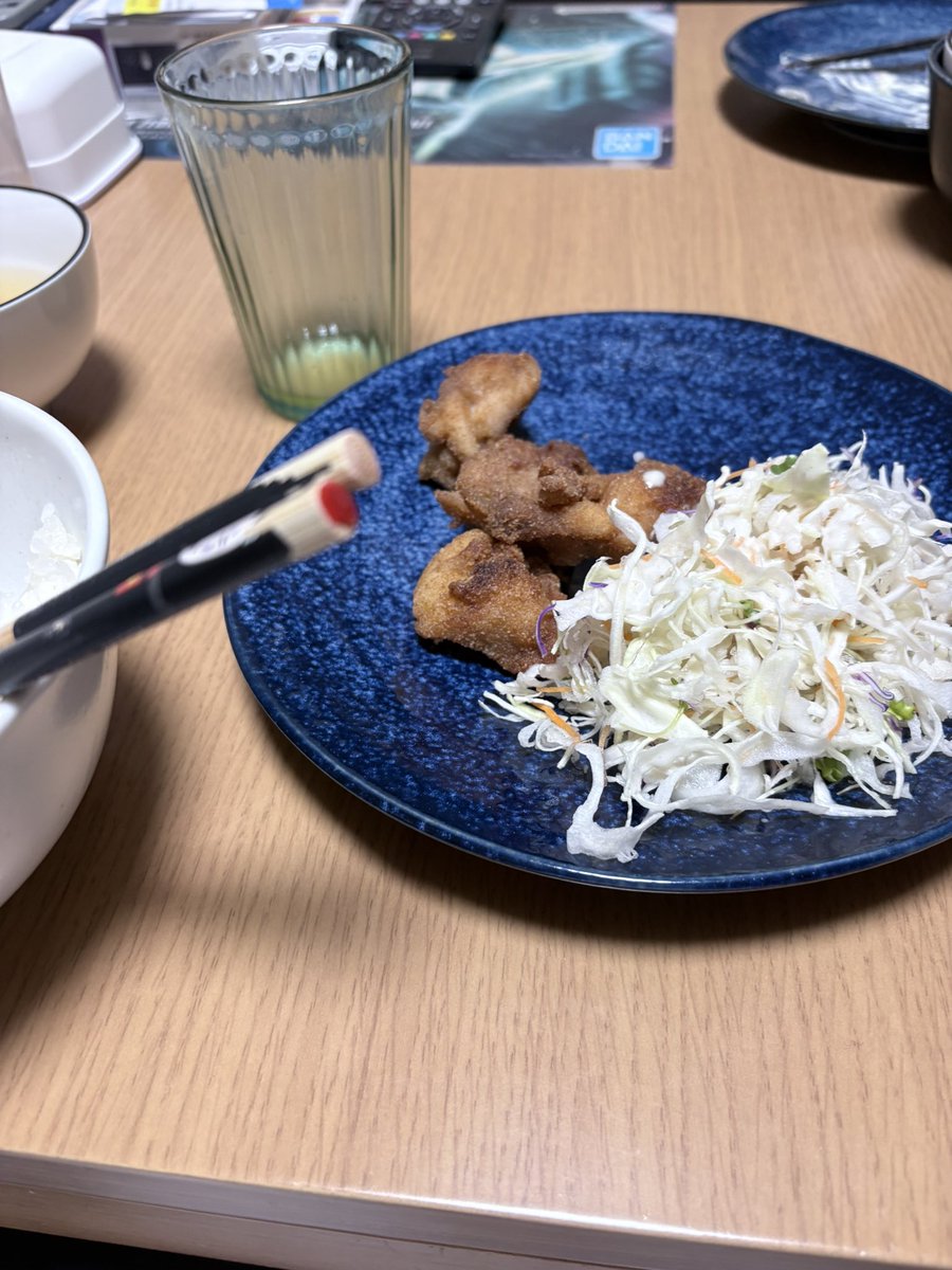 アホうべ tweet media
