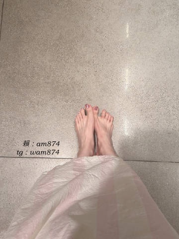 lon_ruby82628's tweet photo. 五一別人都有🫧打
為什麽我沒有？
現在假期要結束了
就我還在家躺着耍廢 https://t.co/9Znn4o0OjV