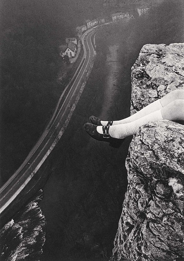 stjohnsphoto's tweet image. Paul Hill #photography 
Legs Over High Tor, Matlock, 1975