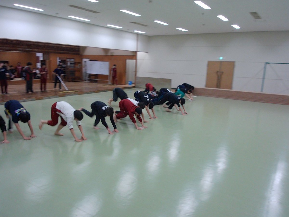 早稲田大学弓道部 tweet media