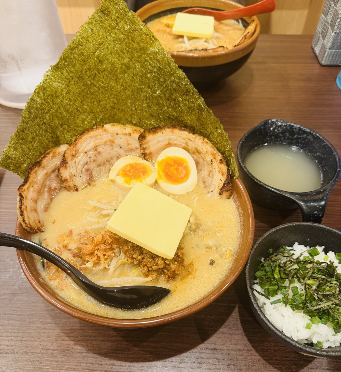 ひで tweet media