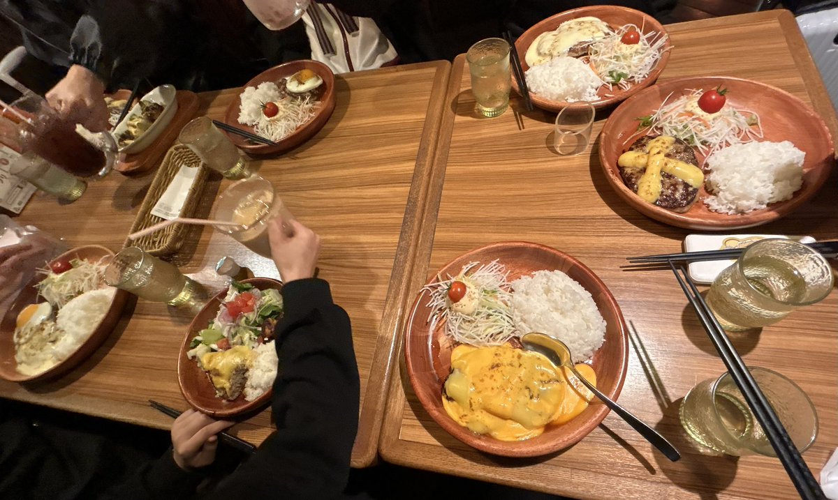 あかね tweet media