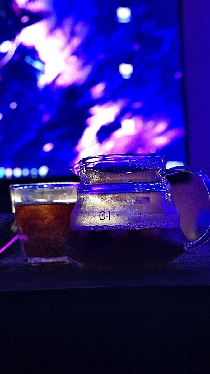 10ss55's tweet photo. ☕️🎬 https://t.co/8xBAUgXXML
