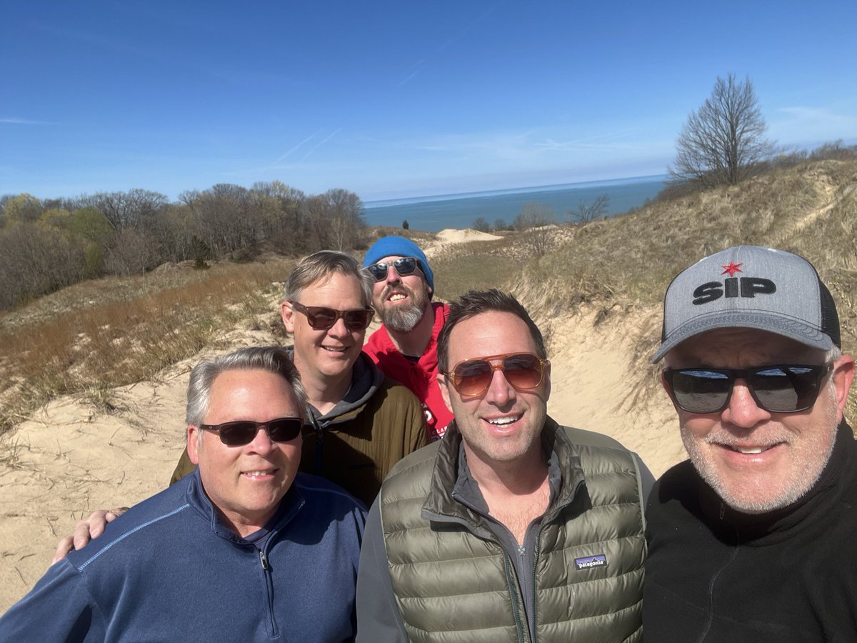 WestridgeWealth's tweet image. Get out there!  Take friends and climb a hill! #GetOutside #SundayFunday #SundayMorning #SundayMotivation #SundayVibes

Happy Sunday!