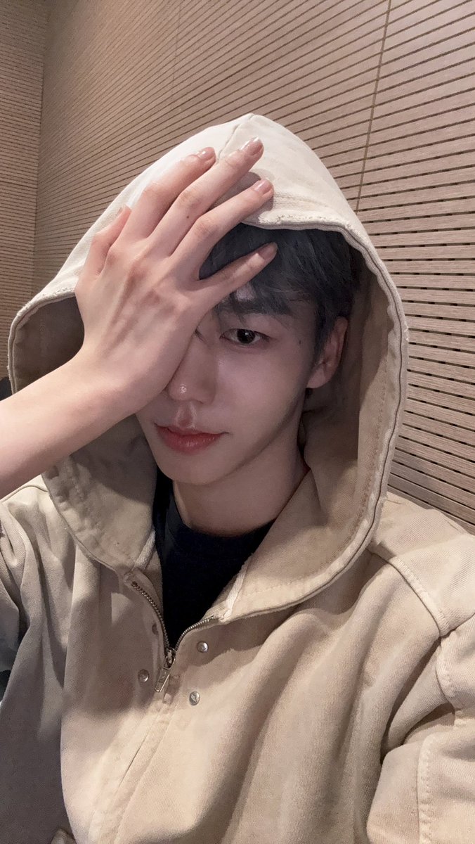 먼지 tweet media