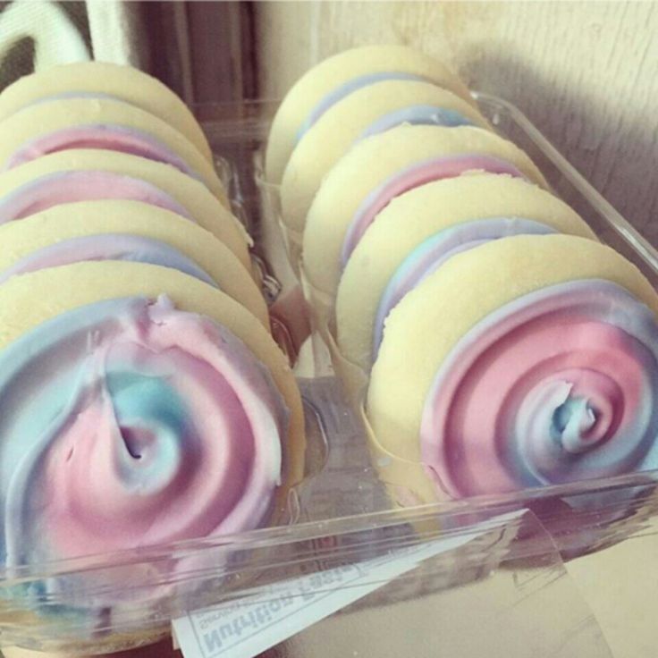 lola 🪷🧁 ꕤ tweet media