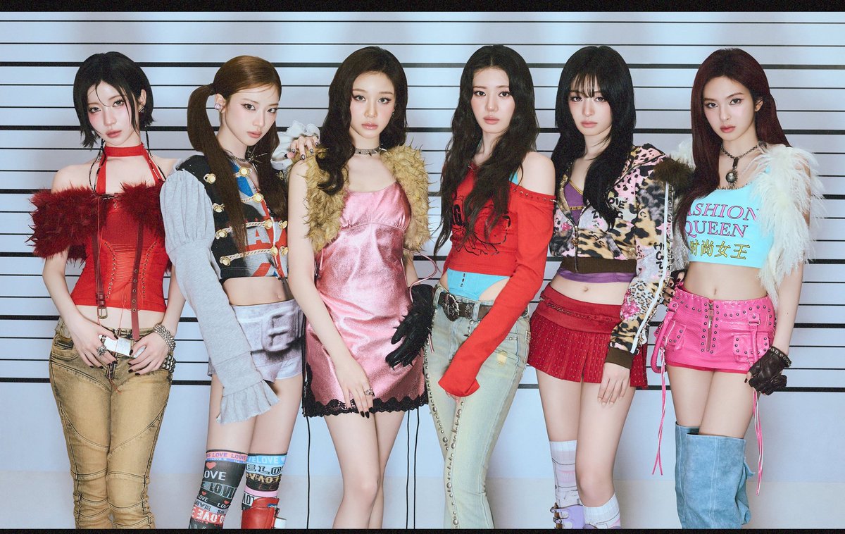BABYMONSTERNEW's tweet image. BABYMONSTER is Officially coming back TOMORROW with Album "CHOOM" the 2nd Most Pre-saved K-pop Girl Group Album on Spotify's Countdown Chart behind BLACKPINK's "DEADLINE"

#ASA #RORA #RUKA #PHARITA #AHYEON #CHIQUITA #BABYMONSTER @YGBABYMONSTER_