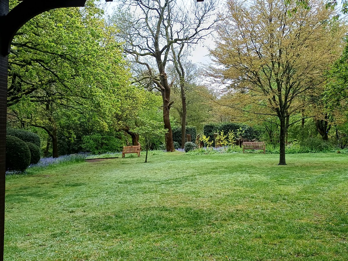 kendie's tweet image. Mum's knitted heart is still there in a lovely pink rhododendron bush. Dropped off the form to sponsor a small part of the new garden area in memory of Mum ❤️ #rememberingmum #dorothyclivegardens
