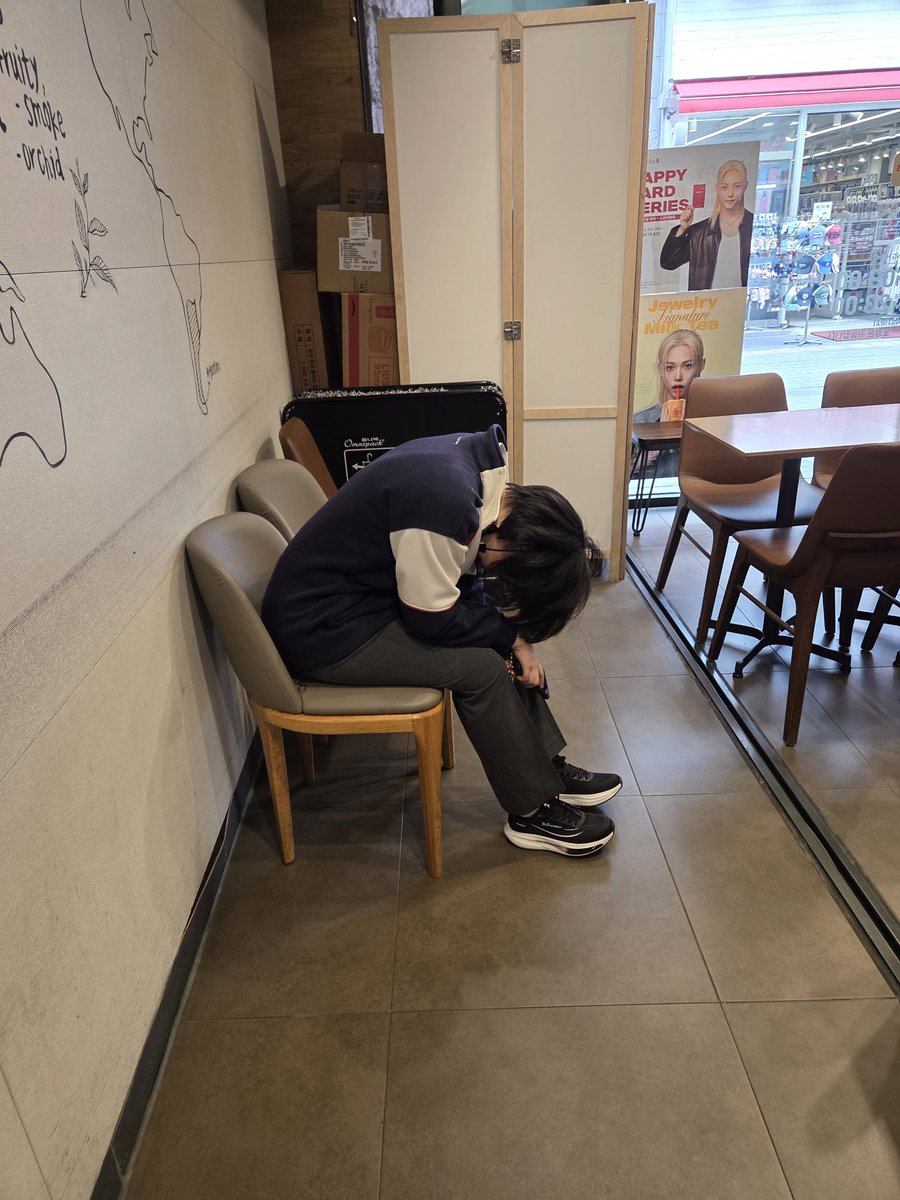 맹i tweet media