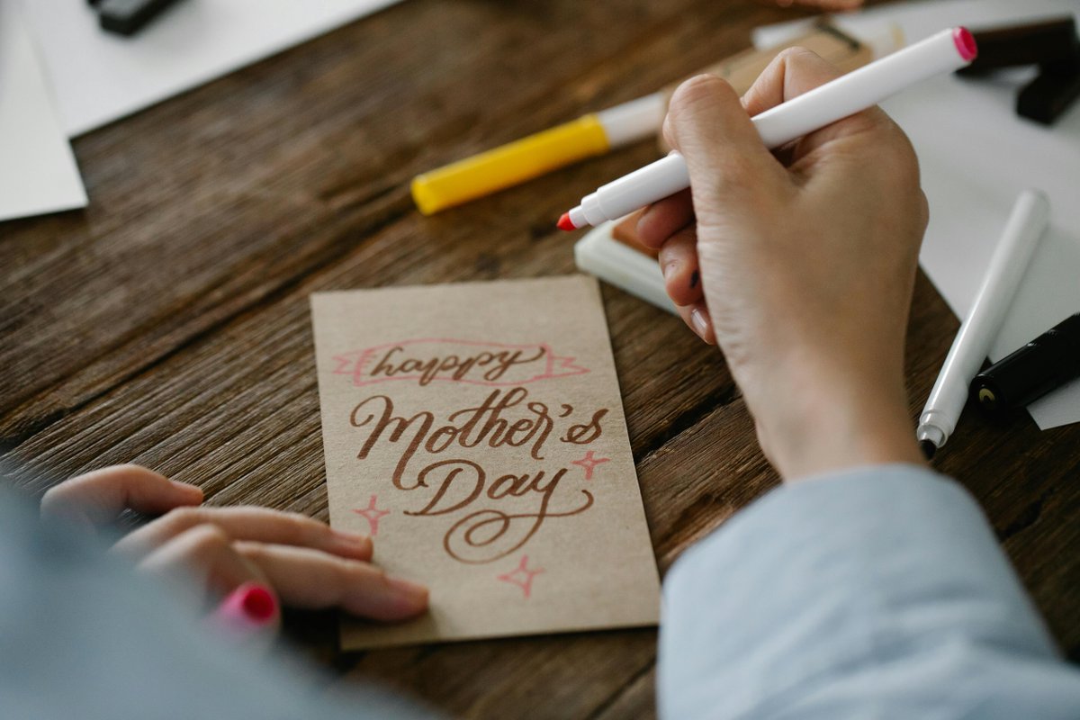 Show mom how special she is to you with a handmade card. We will have craft areas set up in the clubroom from 1-5PM to create your own masterpeiece for mom!
Enjoy some cookies and lemondade as well!