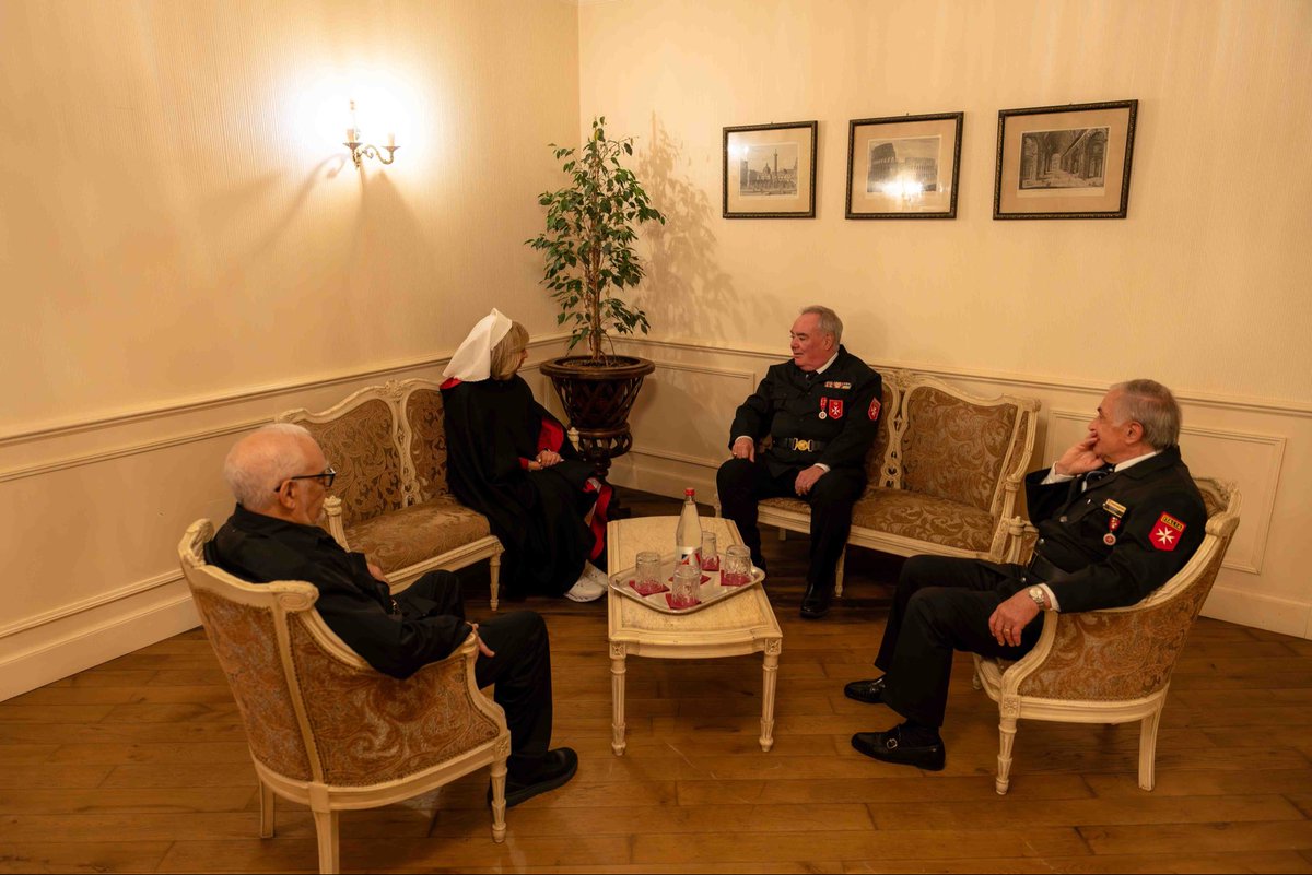 orderofmalta's tweet photo. At #Lourdes, the Grand Master of #OrderofMalta met with Lebanese First Lady @lbfirstlady. A colloquium to confirm support for the population and the commitment of the Order's 60 humanitarian projects in the country.
https://t.co/8IkB37BXgN https://t.co/OY2bkFNaRE