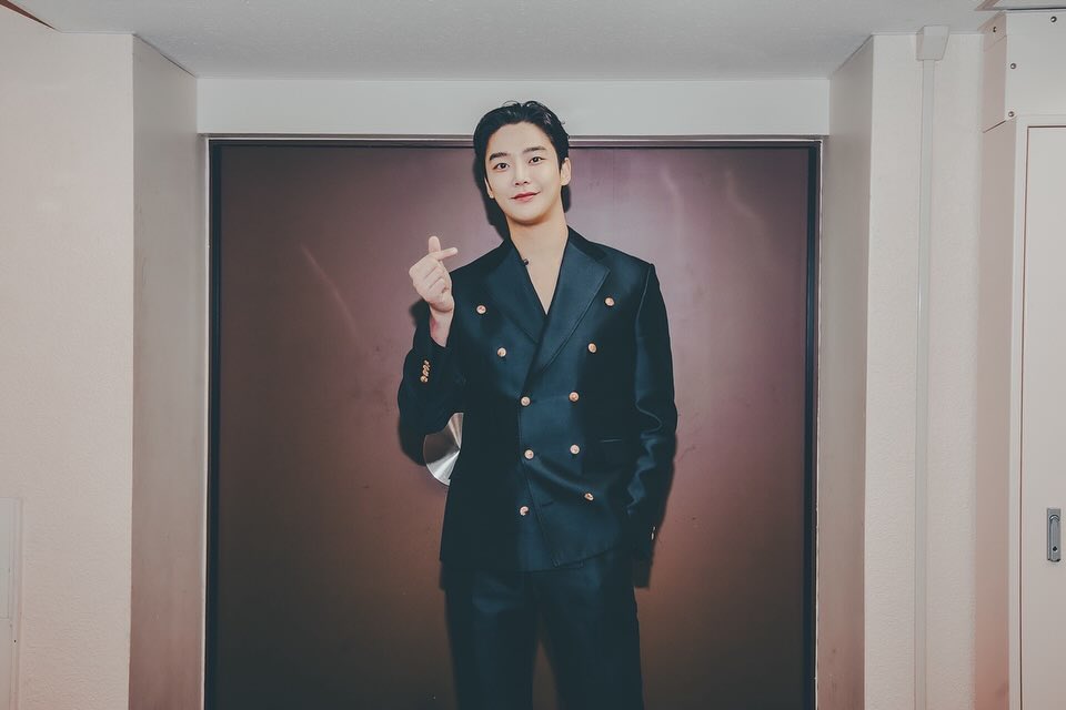 로운 전역 디데이 tweet media